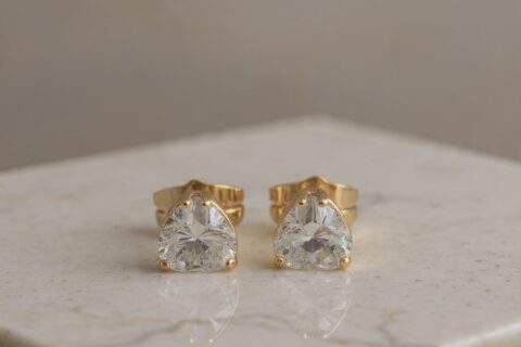 Crystal Shine Stud Earrings-ZE-ST-16