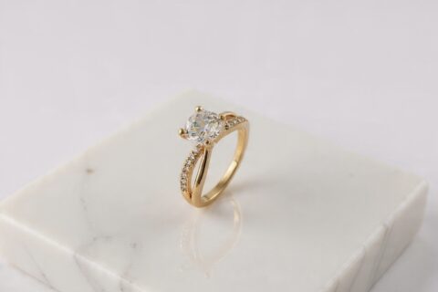 Luxury Daily Wear Gold Plated Ring - ZE-R-15