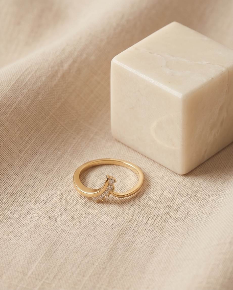 Daily wear minimal ring - Image 2